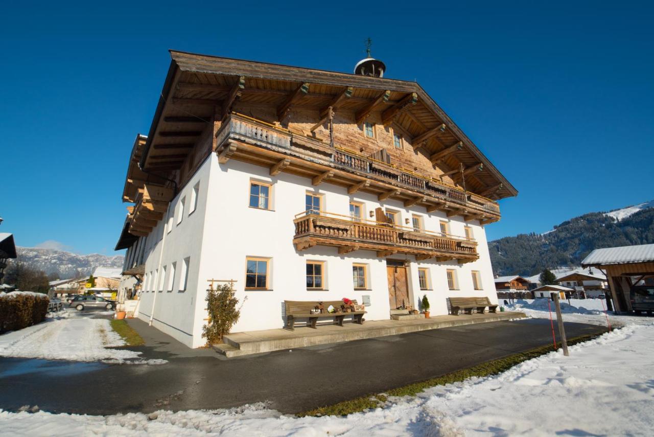 Ferienwohnung Huberhof Oberndorf in Tirol Exterior photo